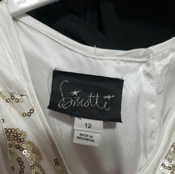 Girls size 12 white/gold dress - Picture 4 of 5